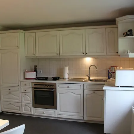 Haus Stein Апартаменты *